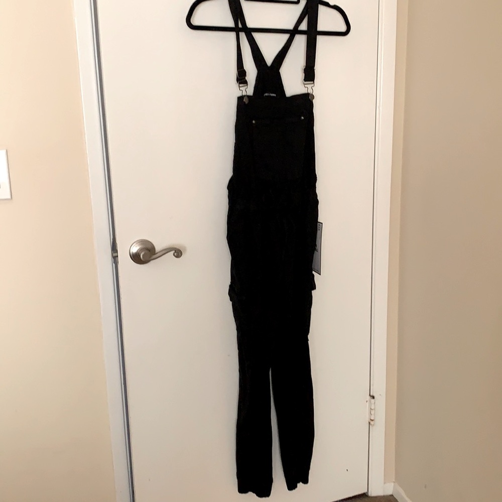 ALMOST FAMOUS black jogger overall small NWT